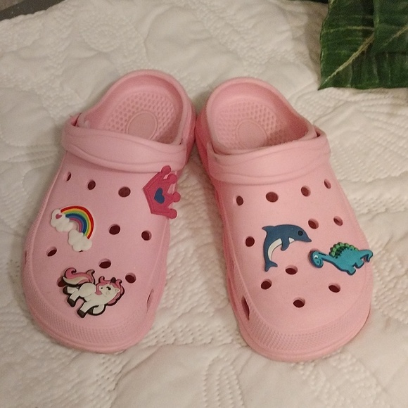 ⚜️ Girls Hobibear Garden Clogs - Picture 1 of 9